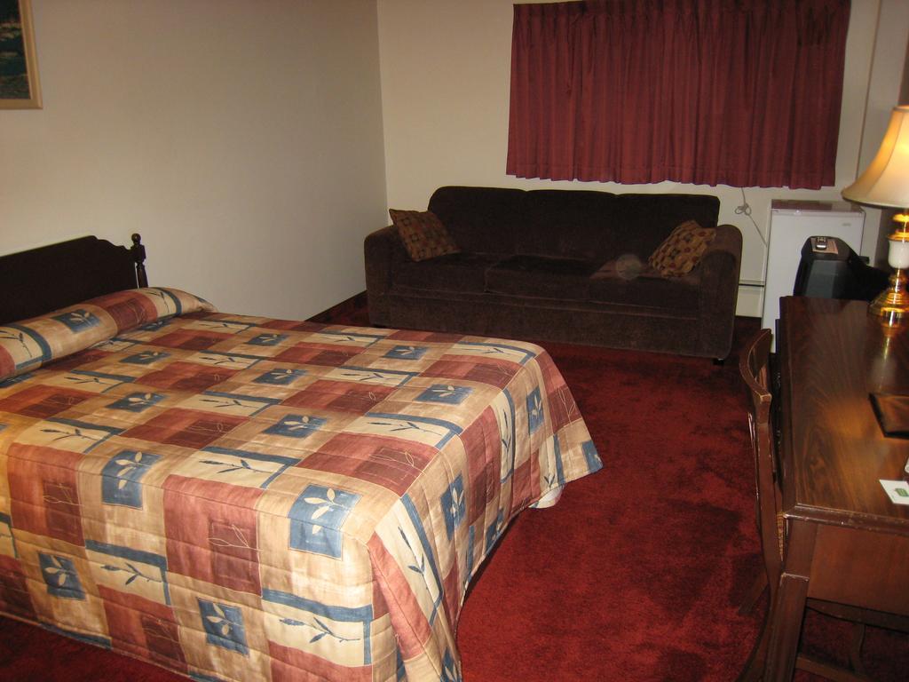 Downtowner Motor Inn Creston Habitación foto