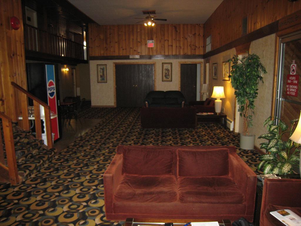 Downtowner Motor Inn Creston Exterior foto